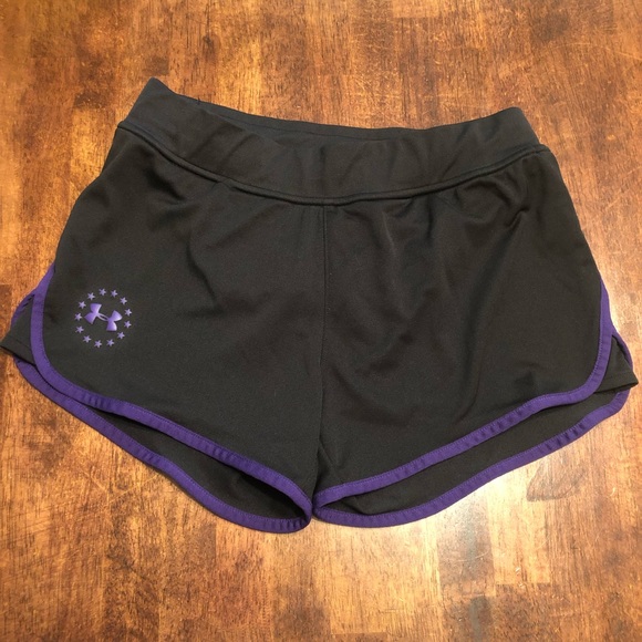Under Armour Pants - Women’s workout shorts
